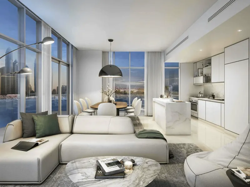 2-bedroom corner apartment facing the Palm, Seapoint