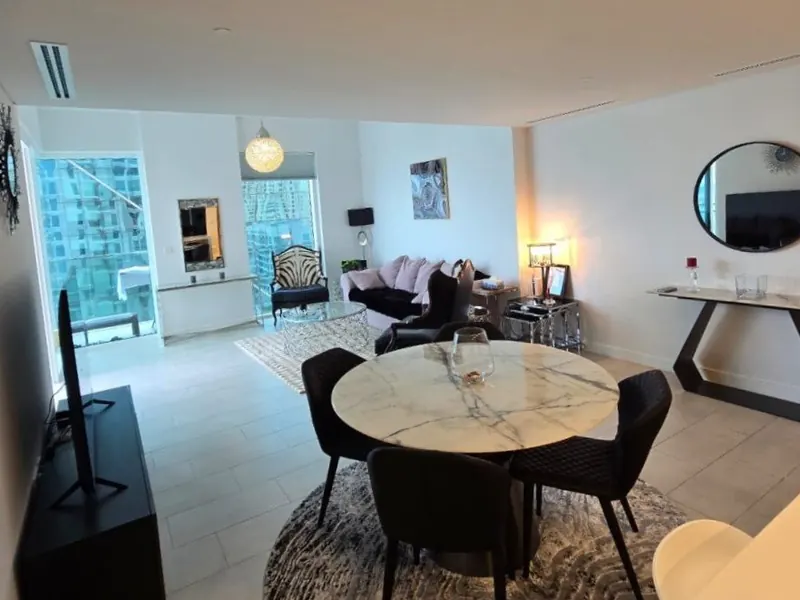 2-bedroom sea-view apartment, La Vie